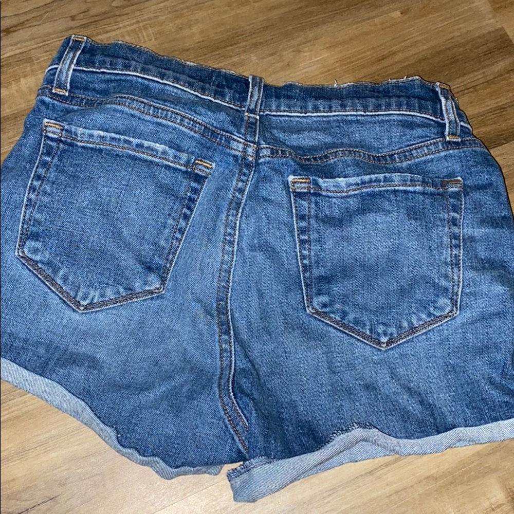 shorts - Picture 2 of 2